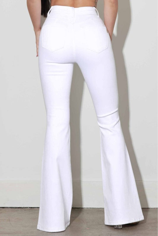 Hugging Me Fitted Jeans